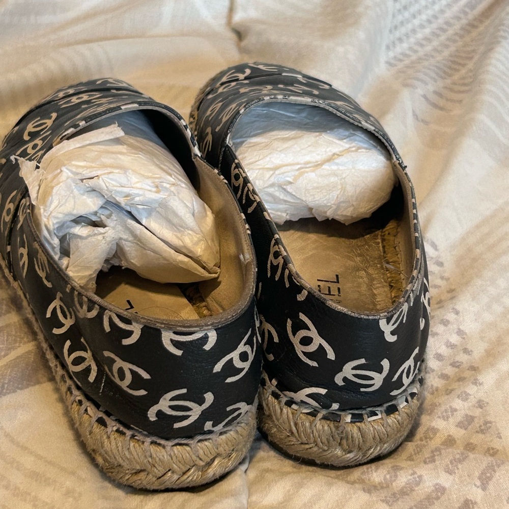 CHANEL ESPADRILLE - Picture 6 of 10